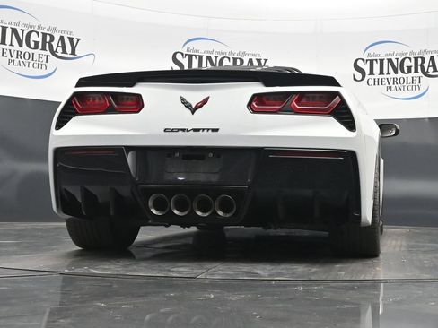 Used 2019 Chevrolet Corvette Stingray Coupe w/ Carbon Flash Badge Package RWD image 31