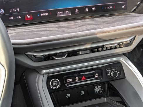 Used 2025 Audi Q5 Premium Plus w/ Premium Plus image 27