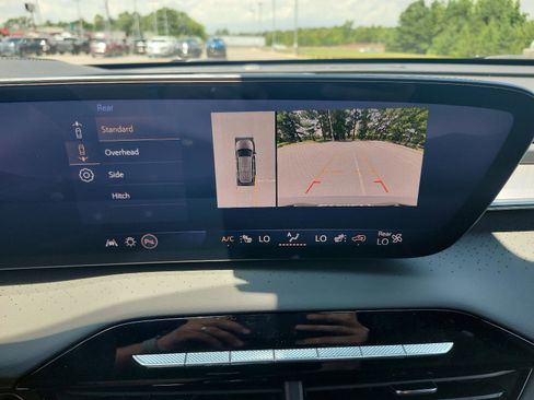 New 2025 Buick Enclave Avenir w/ Super Cruise Package image 16