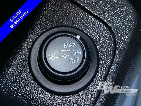 Used 2022 GMC Terrain SLT w/ LPO, Floor Liner Package image 32