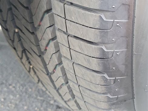 Used 2026 Chevrolet Blazer EV LT image 23