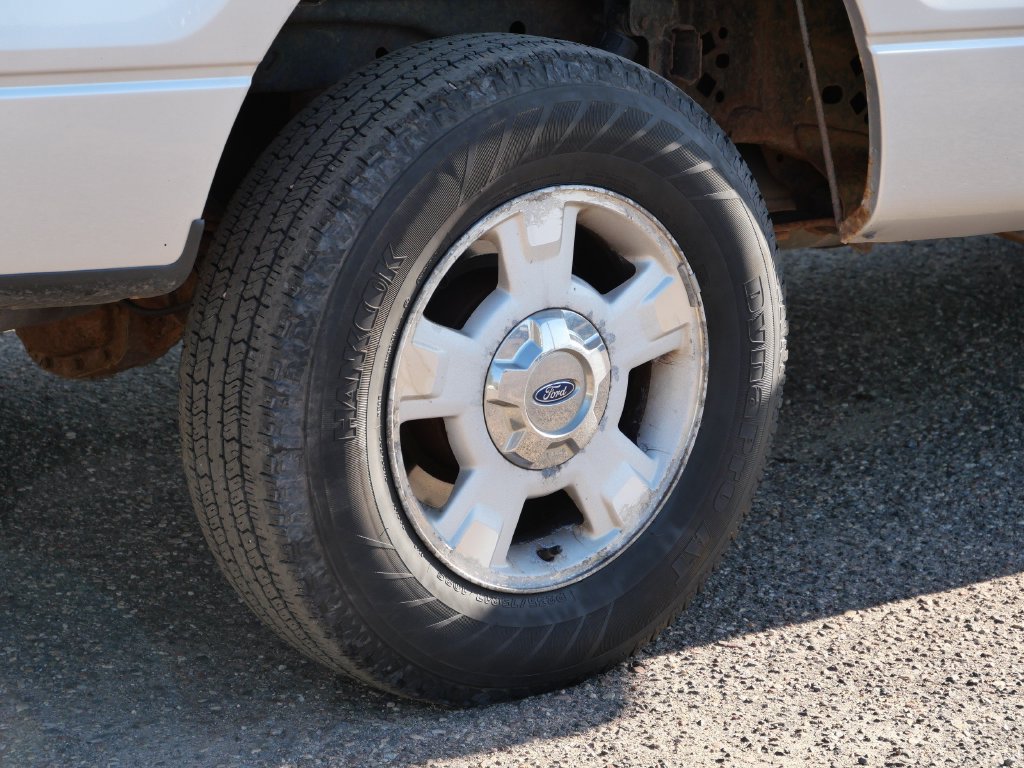 Used 2011 Ford F150 XLT w/ XLT Convenience Pkg AWD/4WD image 7
