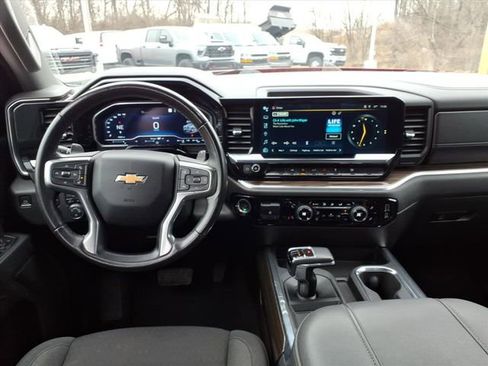 Used 2023 Chevrolet Silverado 1500 LT w/ Protection Package AWD/4WD image 9