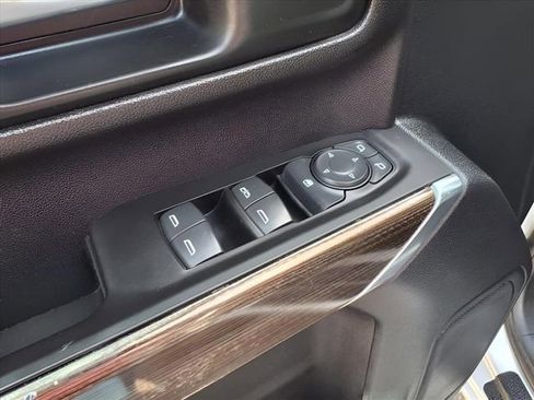 Used 2021 Chevrolet Silverado 3500 LT image 17