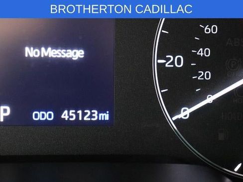 Used 2024 Toyota Corolla SE w/ SE Package FWD image 18