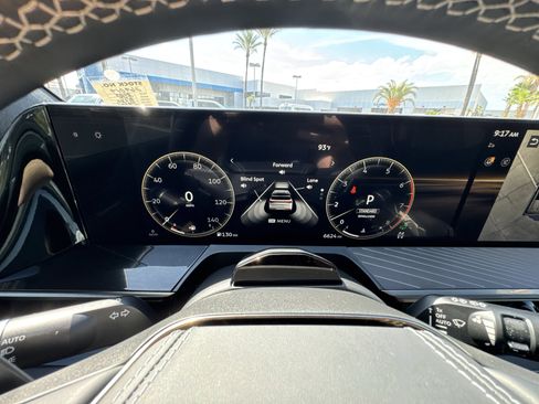 Used 2025 INFINITI QX80 Autograph AWD/4WD image 11