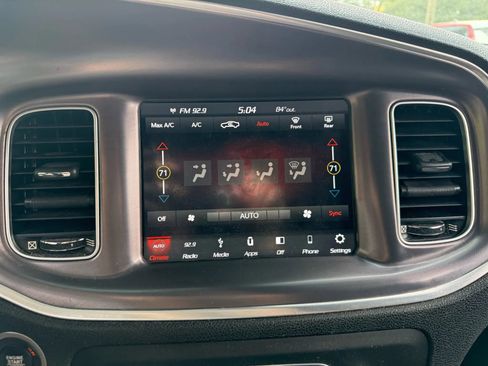 Used 2019 Dodge Charger R/T image 22