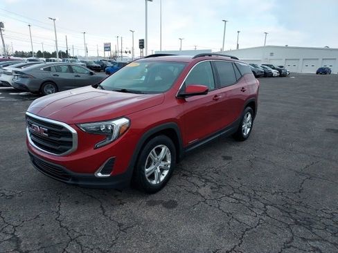 Used 2018 GMC Terrain SLE w/ Driver Convenience Package image 8