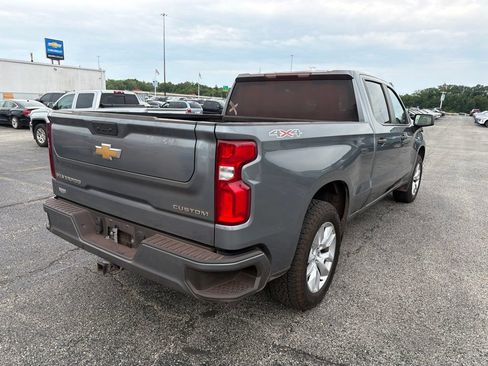 Used 2022 Chevrolet Silverado 1500 Custom w/ Safety Confidence Package AWD/4WD image 4
