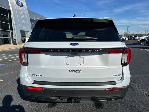 New 2026 Ford Explorer Active image 24
