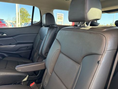 Used 2020 GMC Acadia SLT image 21