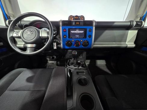 Used 2007 Toyota FJ Cruiser 4WD w/ Upgrade Pkg 1 image 14