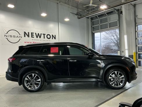 Used 2023 INFINITI QX60 Luxe w/ Cargo Package image 31