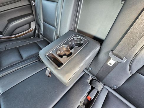 Used 2020 Chevrolet Tahoe LT AWD/4WD image 25