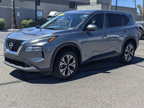 Used 2023 Nissan Rogue SV FWD image 5