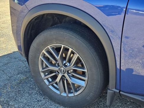 Certified 2023 Nissan Rogue S image 10