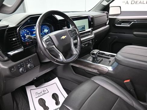 Used 2023 Chevrolet Silverado 1500 LTZ w/ LTZ Convenience Package II image 17
