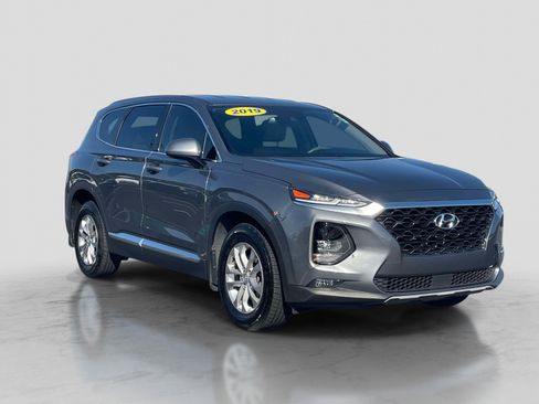 Used 2019 Hyundai Santa Fe SEL FWD image 1