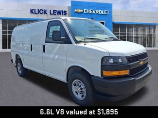 New 2025 Chevrolet Express 3500 WT Van w/ Driver Convenience Package video 1