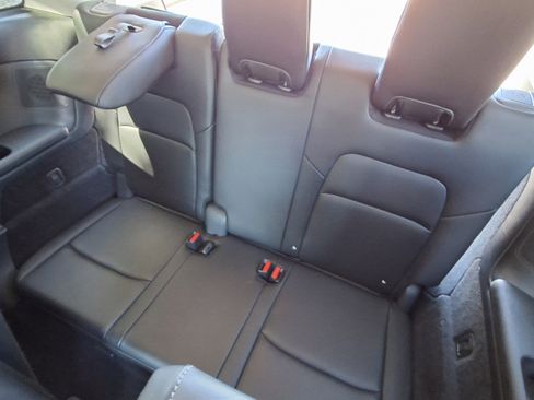 Certified 2024 Nissan Pathfinder Platinum image 21