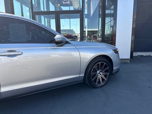 Used 2024 Honda Accord EX image 14