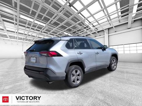 Used 2025 Toyota RAV4 XLE FWD image 3