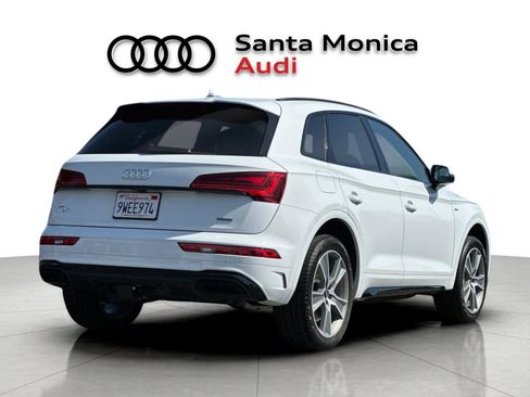 Used 2025 Audi Q5 2.0T Premium w/ Convenience Plus Package AWD/4WD image 2