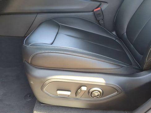 New 2025 Jeep Grand Cherokee Limited image 14