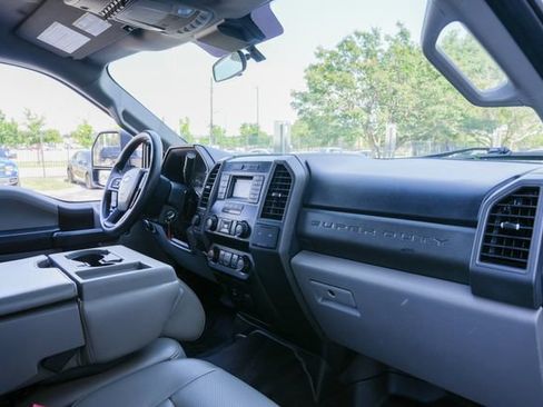 Used 2020 Ford F350 XL w/ Power Equipment Group RWD image 32