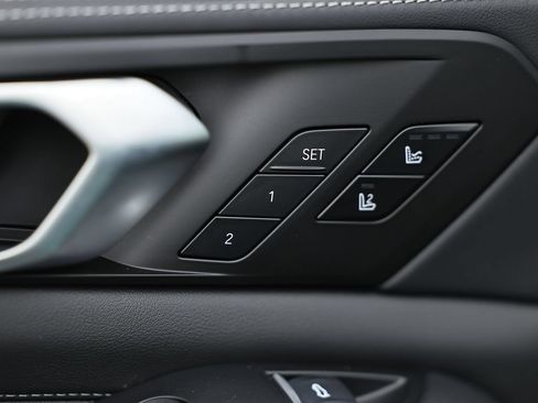 New 2026 BMW X5 M Competition w/ Executive Package AWD/4WD image 16