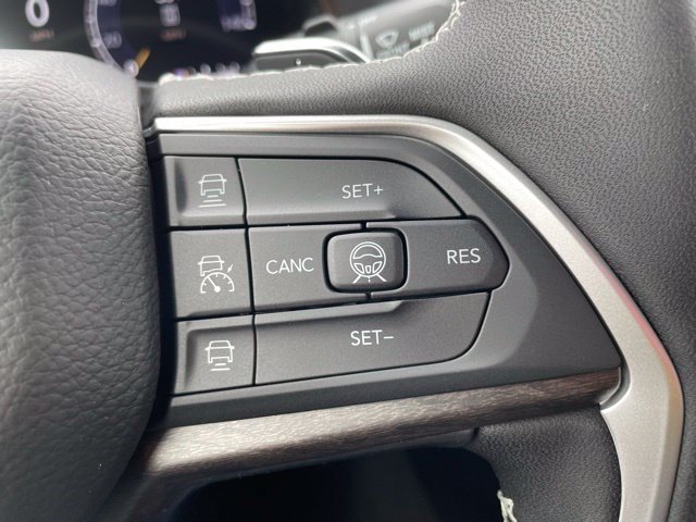 New 2026 Jeep Grand Cherokee Altitude AWD/4WD image 15