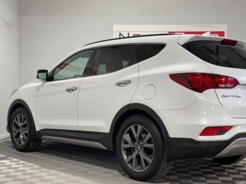 Used 2017 Hyundai Santa Fe Sport image 6