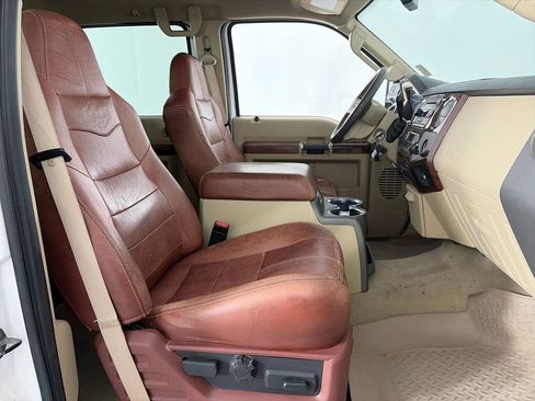 Used 2010 Ford F250 4x4 Crew Cab Super Duty image 32