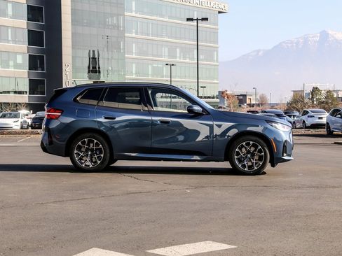 Used 2026 BMW X3 xDrive30 w/ Premium Package image 6