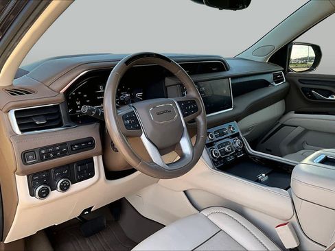 Used 2023 GMC Yukon Denali w/ Denali Reserve Package AWD/4WD image 17