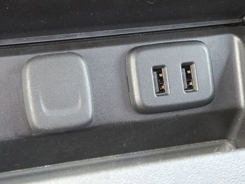 Used 2017 GMC Yukon XL Denali w/ Open Road Package image 8