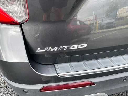 Used 2020 Ford Explorer Limited AWD/4WD image 8