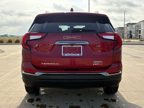 Used 2023 GMC Terrain AT4 image 6