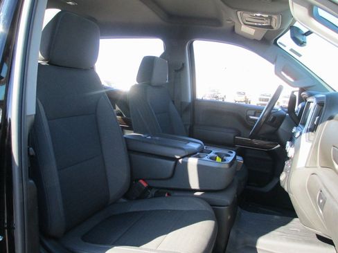 Used 2022 GMC Sierra 1500 Elevation image 18