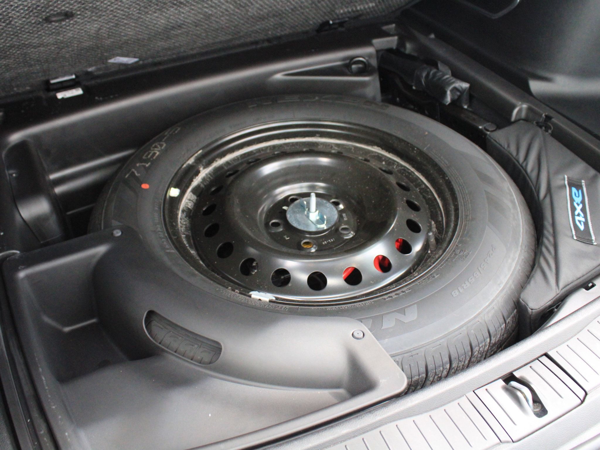 Used 2023 Jeep Grand Cherokee 4WD 4xe image 35