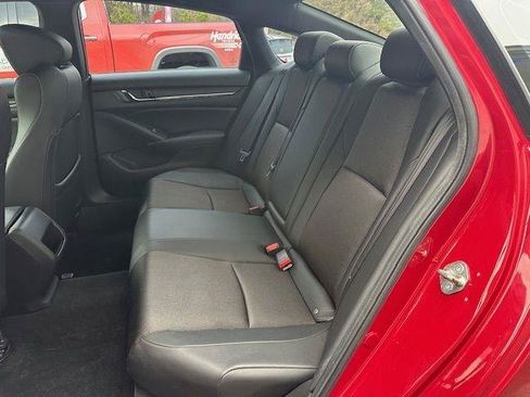 Used 2020 Honda Accord Sport image 9