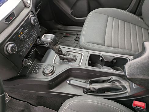 Used 2020 Ford Ranger XLT w/ Equipment Group 302A Luxury image 13