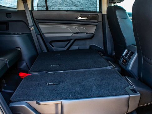 Used 2023 Volkswagen Atlas SE w/ Black Wheel Package AWD/4WD image 39