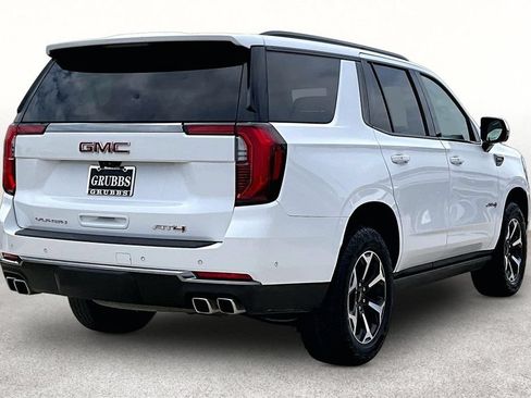 Used 2025 GMC Yukon AT4 w/ AT4 Premium Package AWD/4WD image 15