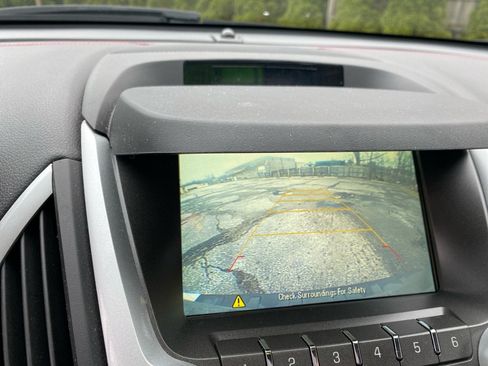 Used 2015 GMC Terrain Denali image 16