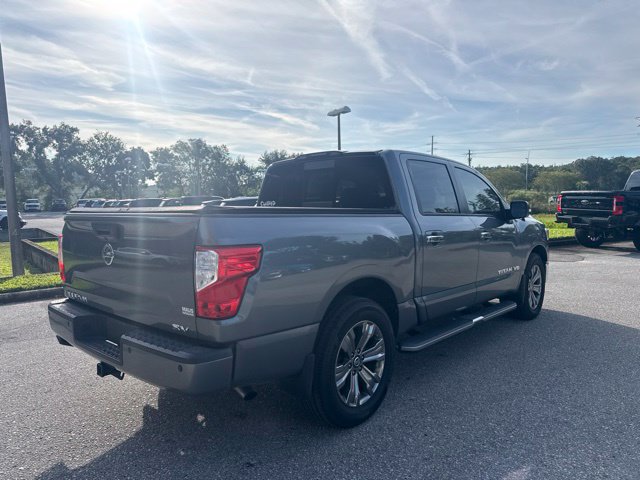 Used 2018 Nissan Titan SV w/ SV Convenience Package RWD image 7