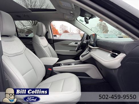 New 2026 Ford Explorer Active image 12