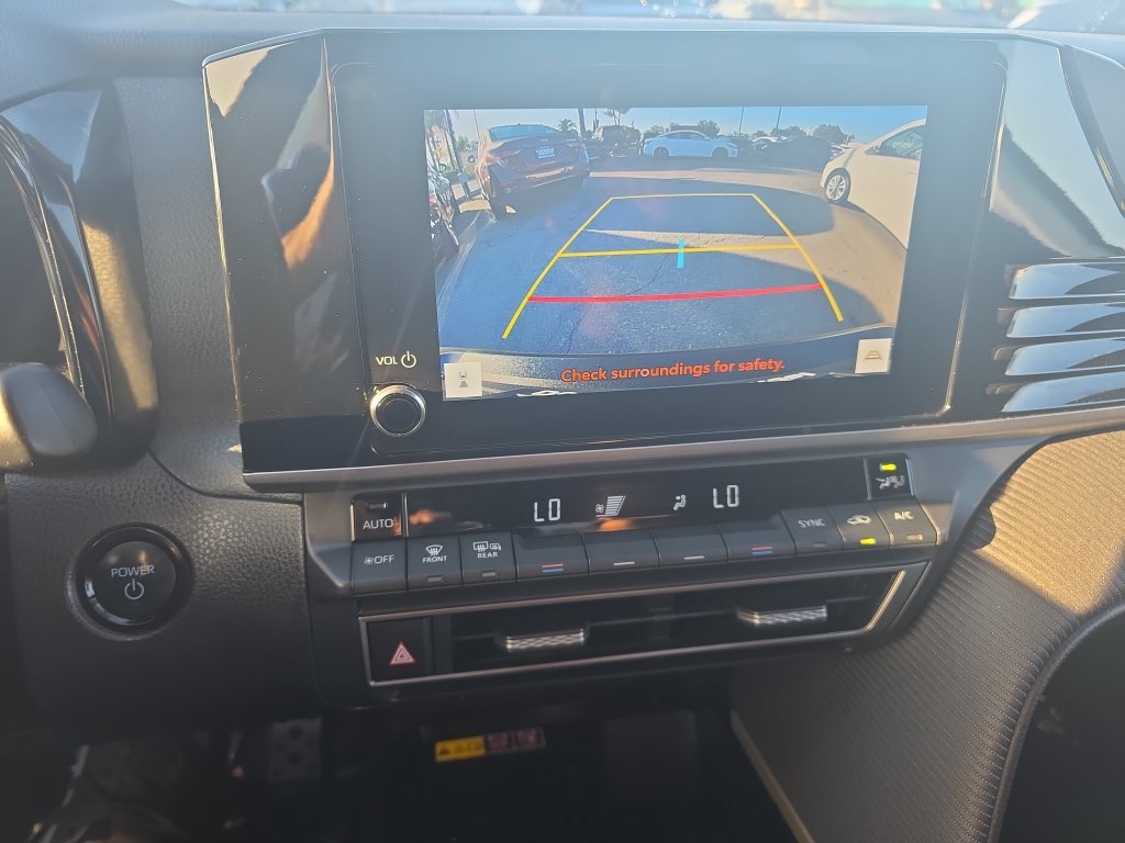 Used 2025 Toyota Camry SE w/ Convenience Package FWD image 17