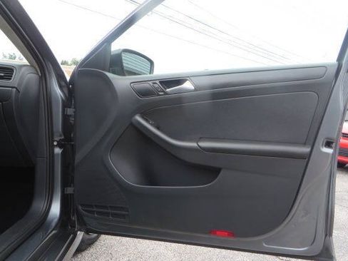 Used 2016 Volkswagen Jetta S FWD image 21