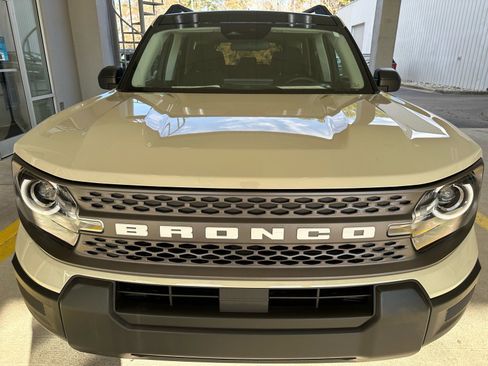 Certified 2025 Ford Bronco Sport Big Bend w/ Convenience Package image 10